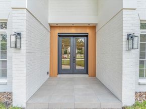 30 E Wedgemere Circle, The Woodlands TX 77381