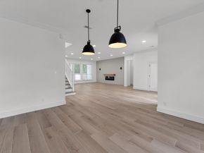 30 E Wedgemere Circle, The Woodlands TX 77381