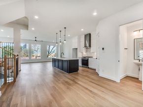 806 Fisher Street B, Houston TX 77018