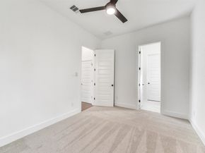 806 Fisher Street B, Houston TX 77018