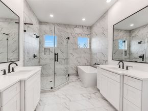 806 Fisher Street B, Houston TX 77018