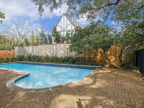 2345 Blue Bonnet Boulevard, Houston TX 77030