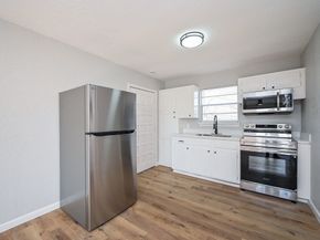 247 E Janisch Rd, Houston TX 77022