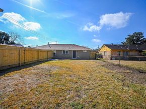 247 E Janisch Rd, Houston TX 77022