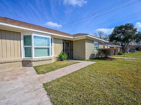 247 E Janisch Rd, Houston TX 77022