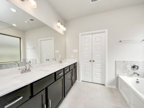 1334 Wild Mustang Trail, Richmond TX 77406