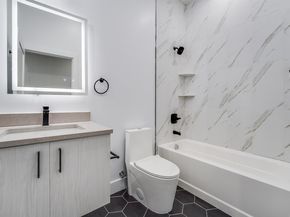 810 6th St 2, Union City NJ 07087