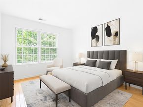 122 Abbie Ct, Guttenberg NJ 07093