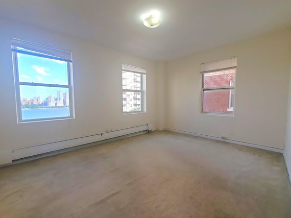 6701 Blvd East E1, West New York NJ 07093