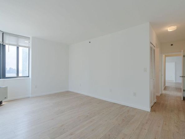 45 River Dr South 1814, Jersey City NJ 07310