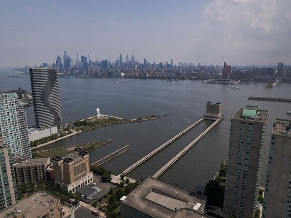 45 River Dr South 1814, Jersey City NJ 07310