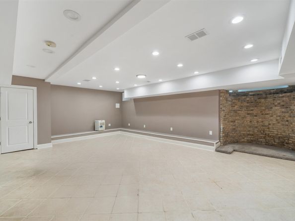 829 Avenue C, Bayonne NJ 07002