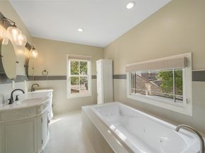 829 Avenue C, Bayonne NJ 07002