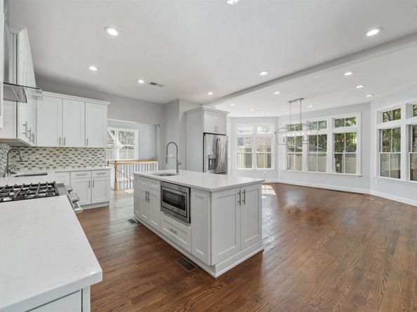 829 Avenue C, Bayonne NJ 07002
