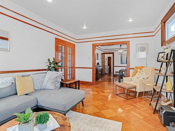 16 Stegman Terrace, Jersey City NJ 07305
