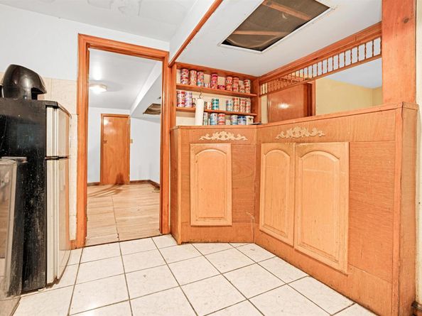 16 Stegman Terrace, Jersey City NJ 07305