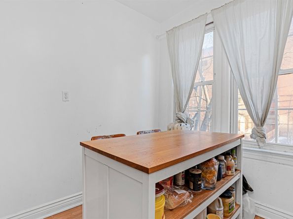 16 Stegman Terrace, Jersey City NJ 07305