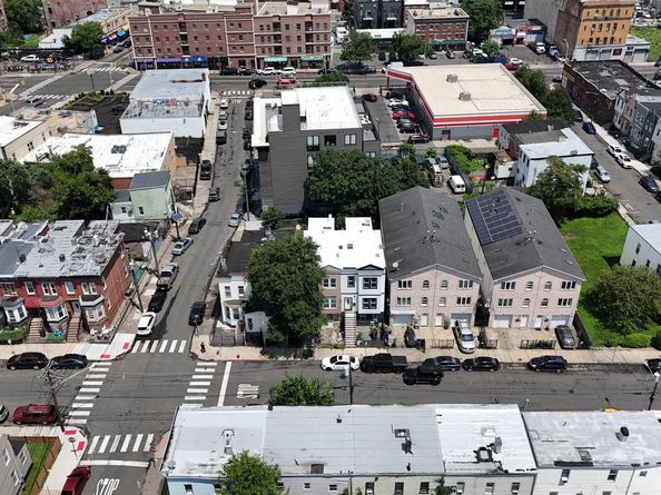 106 Clinton Ave, Jersey City NJ 07304
