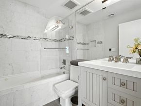 518-530 Gregory Ave PH1, Weehawken NJ 07086
