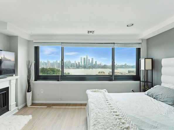 518-530 Gregory Ave PH1, Weehawken NJ 07086