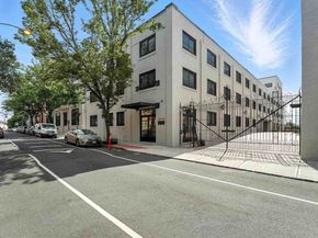 518-530 Gregory Ave PH1, Weehawken NJ 07086