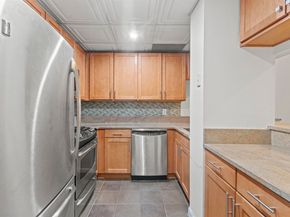 187 Wayne St 311C, Jersey City NJ 07302