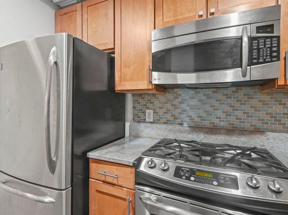 187 Wayne St 311C, Jersey City NJ 07302