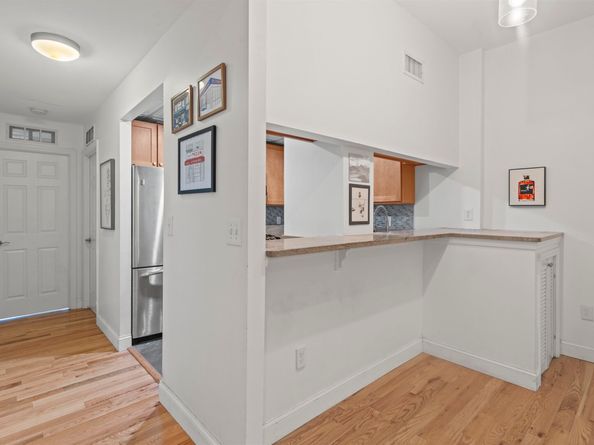 187 Wayne St 311C, Jersey City NJ 07302