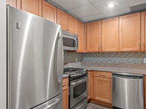 187 Wayne St 311C, Jersey City NJ 07302
