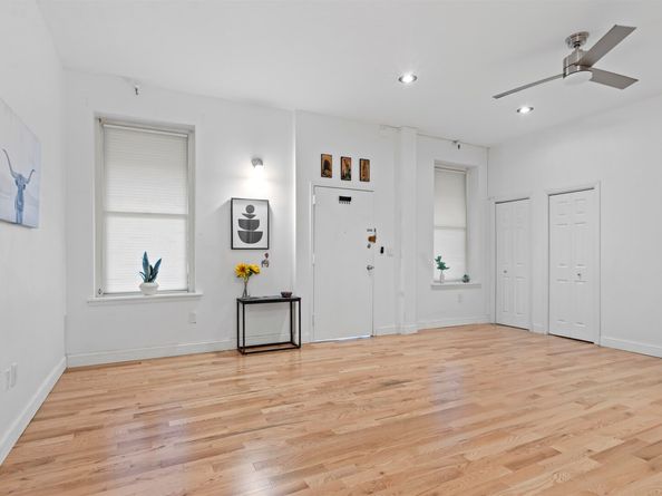 187 Wayne St 311C, Jersey City NJ 07302