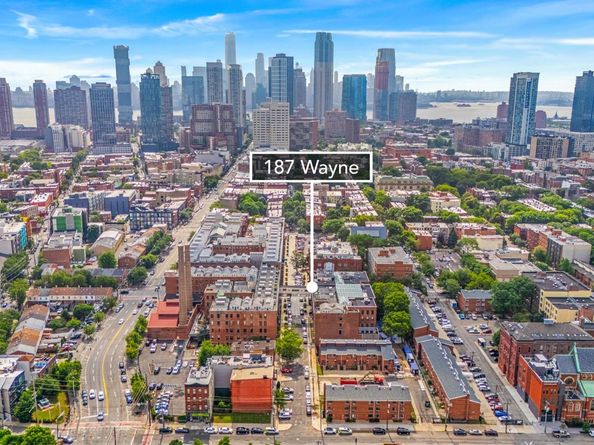 187 Wayne St 107C, Jersey City NJ 07302