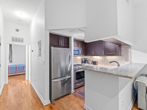 187 Wayne St 107C, Jersey City NJ 07302