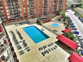 2234 Harmon Cove Tower, Secaucus NJ 07094