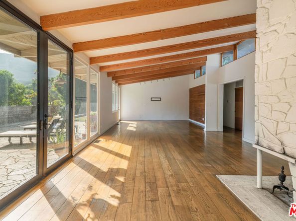 2016 Coldwater Canyon Drive, Beverly Hills CA 90210