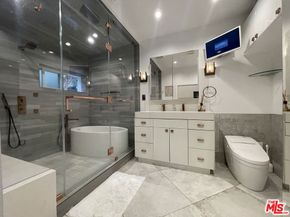 425 Sunridge Street, Playa Del Rey CA 90293