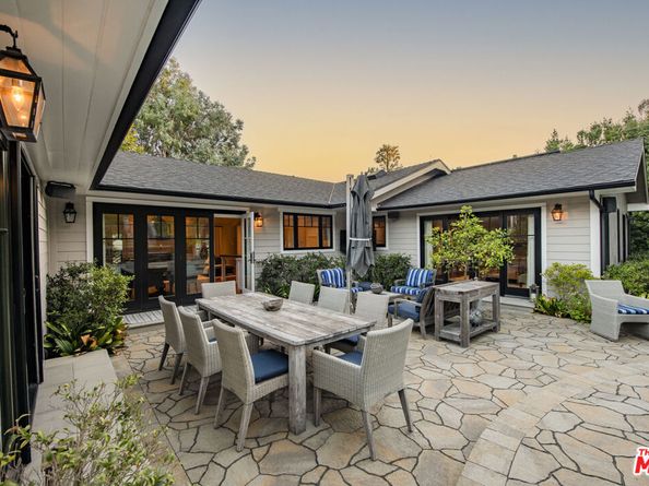 5549 Green Oak Drive, Los Angeles CA 90068