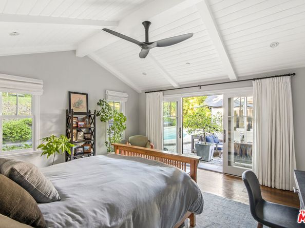 5549 Green Oak Drive, Los Angeles CA 90068