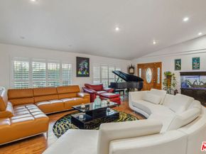 2800 Obama Boulevard, Los Angeles CA 90018
