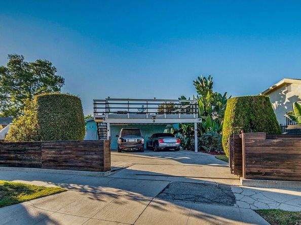 2800 Obama Boulevard, Los Angeles CA 90018