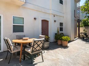 5335 Cartwright Avenue 4, North Hollywood CA 91601