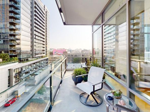 1100 S Hope Street 801, Los Angeles CA 90015