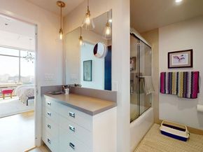 1100 S Hope Street 801, Los Angeles CA 90015