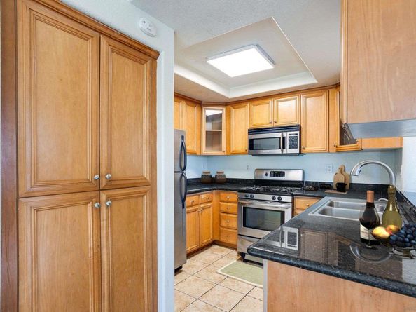 5009 Los Morros 18, Oceanside CA 92057