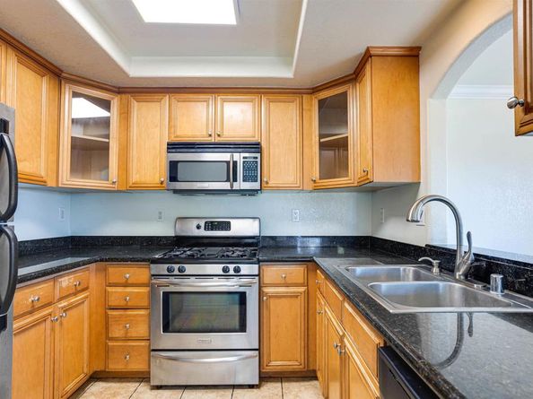 5009 Los Morros 18, Oceanside CA 92057