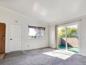5009 Los Morros 18, Oceanside CA 92057