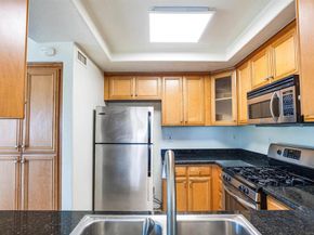 5009 Los Morros 18, Oceanside CA 92057