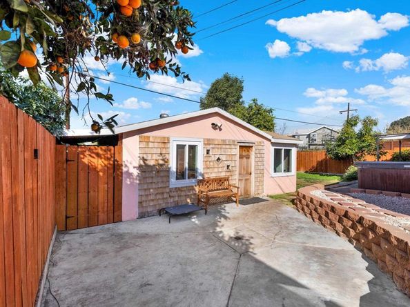 2152 54th, San Diego CA 92105