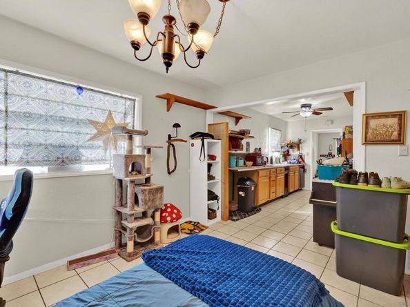 2152 54th, San Diego CA 92105