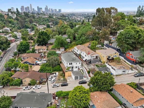 1610 Fargo St, Los Angeles CA 90026