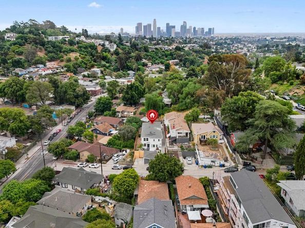 1610 Fargo St, Los Angeles CA 90026